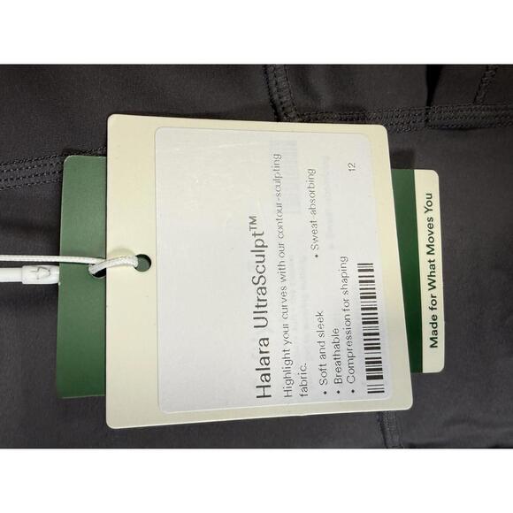 NWT Halara UltraSculpt High Waisted Tummy Control Pocket Biker Shorts Size Small - Picture 8 of 8